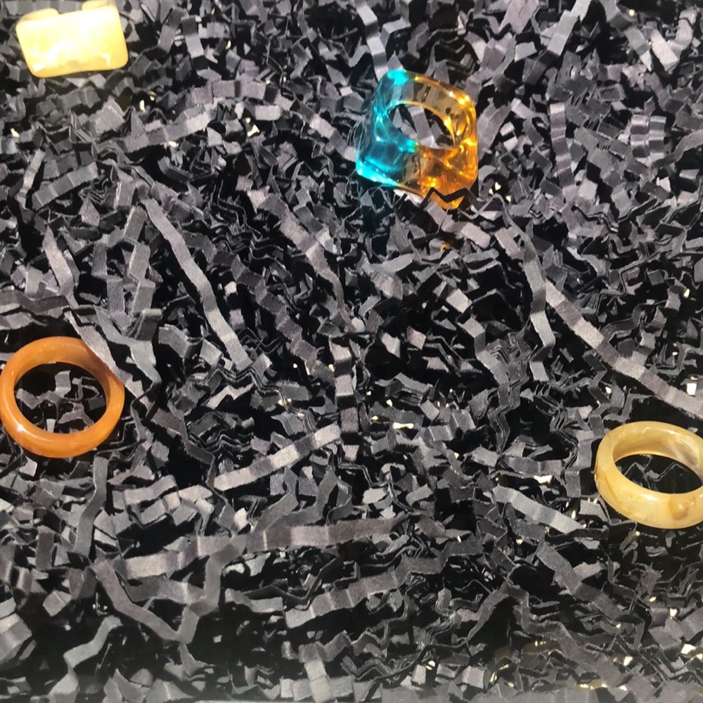ResinAcrylic Ring